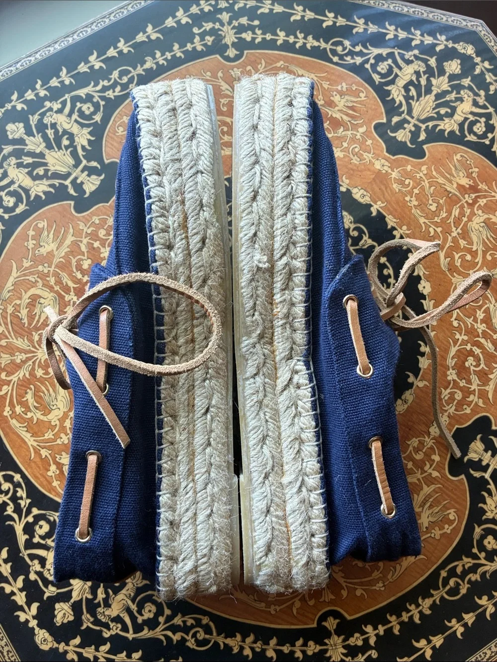 Tory Burch Navy Blue Canvas Espadrille Boat Shoes with Tan Laces size 7 like new